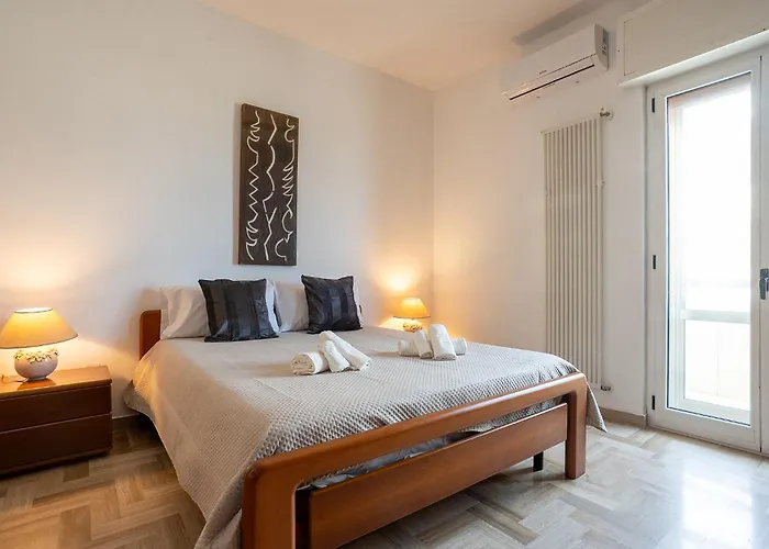 Dimora Waterfront 公寓 *