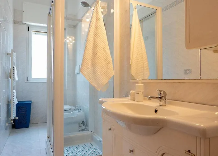 Dimora Waterfront 公寓 *