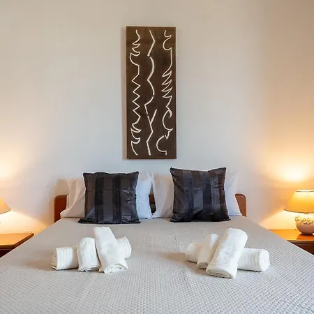 Dimora Waterfront * בארי