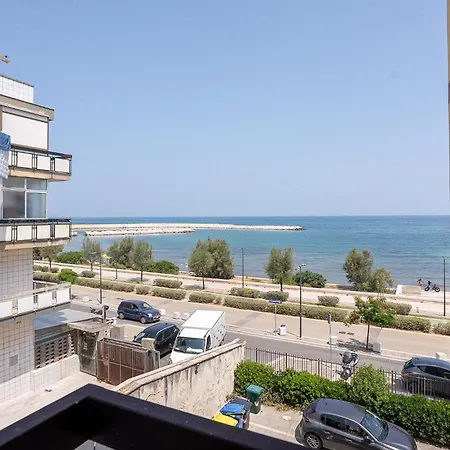 דירה Dimora Waterfront *