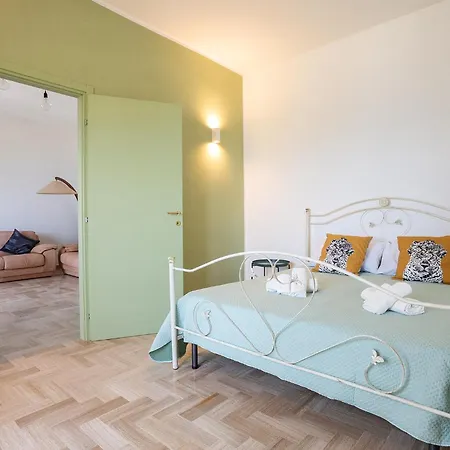 דירה Dimora Waterfront בארי