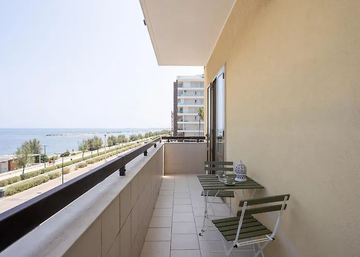 Dimora Waterfront バーリ